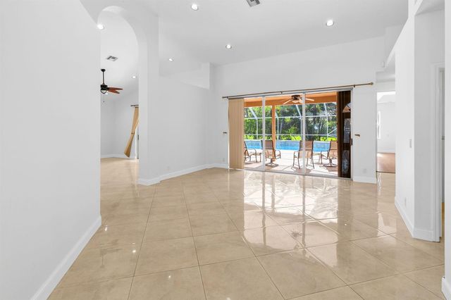 21698 Abington Court, Boca Raton, FL 33428