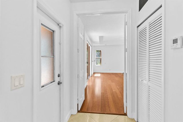 21698 Abington Court, Boca Raton, FL 33428