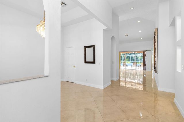 21698 Abington Court, Boca Raton, FL 33428