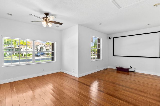21698 Abington Court, Boca Raton, FL 33428