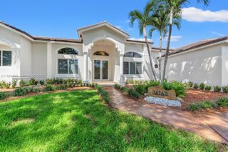 16160 SW 89th Pl, Palmetto Bay, FL 33157