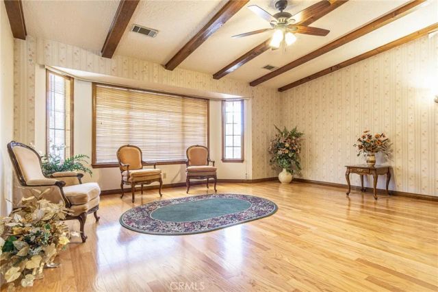 7040 Kenyon Avenue, Hesperia, CA 92345