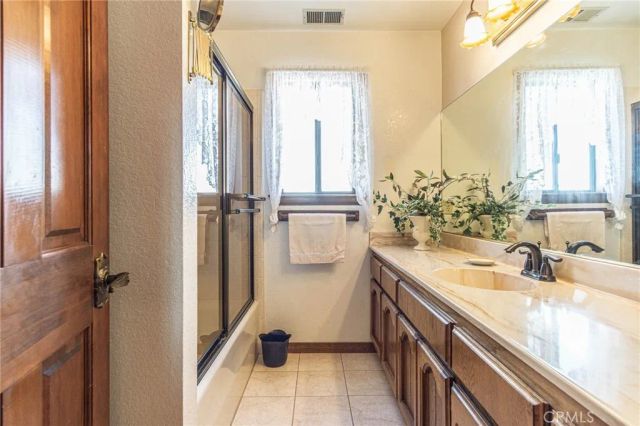 7040 Kenyon Avenue, Hesperia, CA 92345