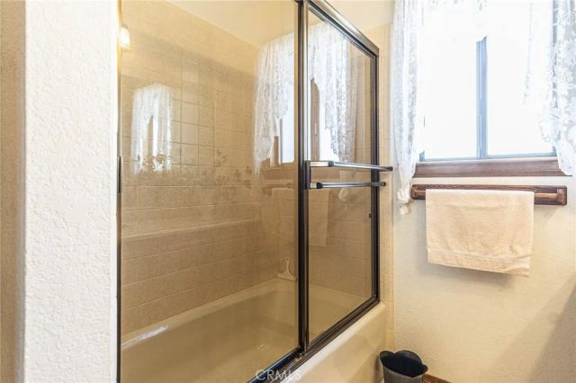 7040 Kenyon Avenue, Hesperia, CA 92345