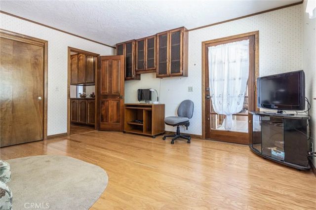 7040 Kenyon Avenue, Hesperia, CA 92345