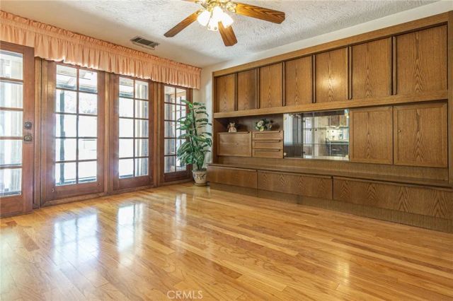 7040 Kenyon Avenue, Hesperia, CA 92345