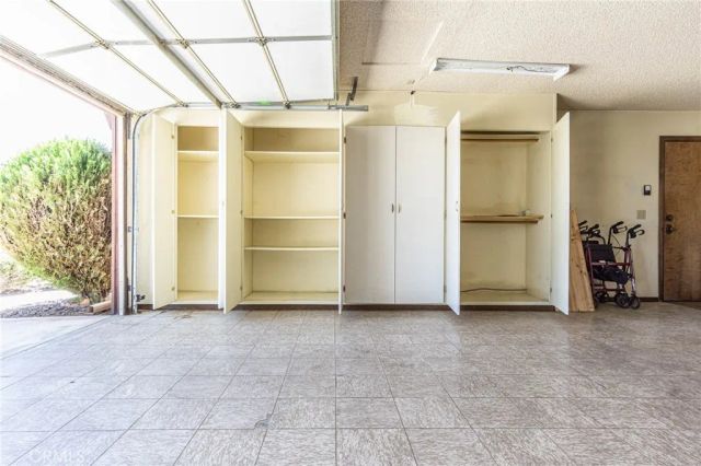 7040 Kenyon Avenue, Hesperia, CA 92345