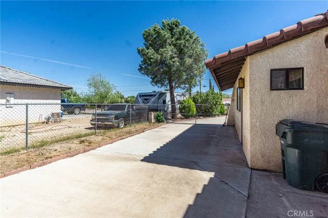 7040 Kenyon Avenue, Hesperia, CA 92345
