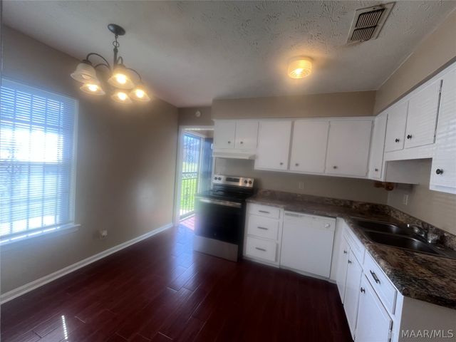 4313 MEADOWBRIAR Court, Montgomery, AL 36116