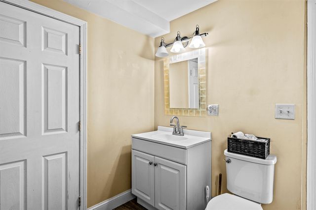 1 Border Street, Milford, NH 03055