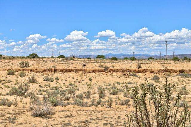 4293 Crowned Eagle Loop NE, Rio Rancho, NM 87144