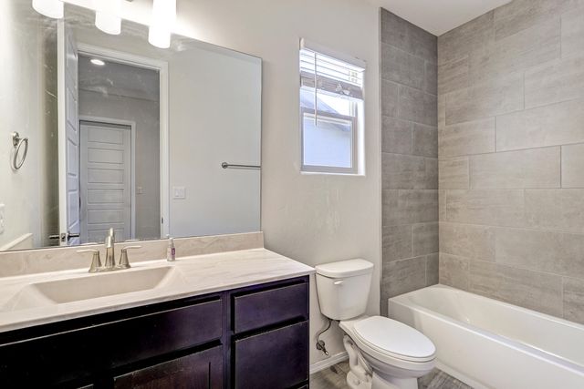 4293 Crowned Eagle Loop NE, Rio Rancho, NM 87144