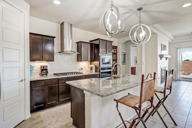 4293 Crowned Eagle Loop NE, Rio Rancho, NM 87144