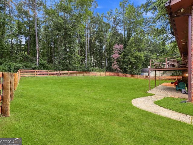 330 Sharon Drive, Fayetteville, GA 30214
