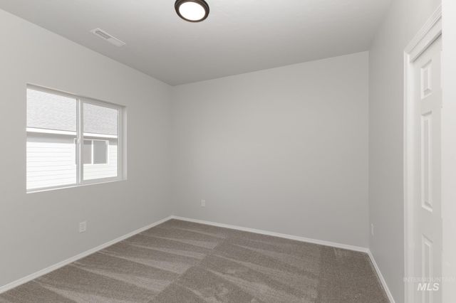 3751 E Jamestown Dr, Nampa, ID 83686