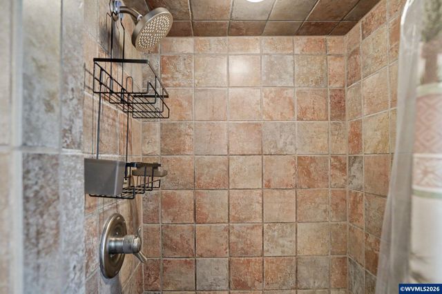 3371 Vitae Springs Rd S, Salem, OR 97306