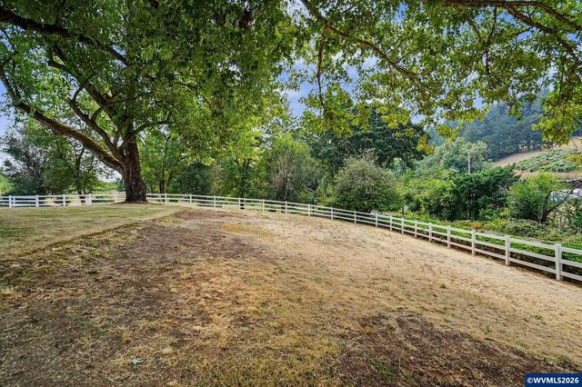 3371 Vitae Springs Rd S, Salem, OR 97306