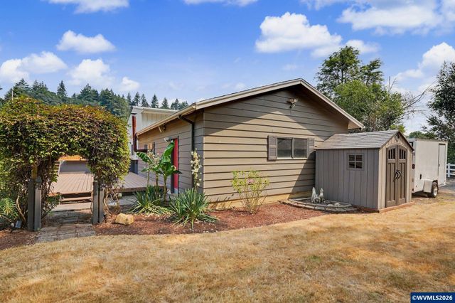 3371 Vitae Springs Rd S, Salem, OR 97306