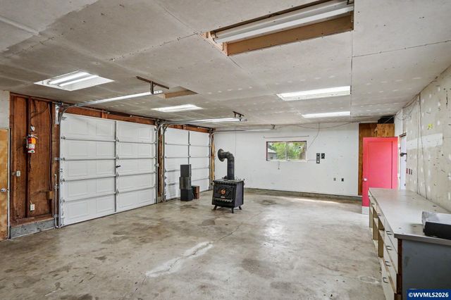 3371 Vitae Springs Rd S, Salem, OR 97306
