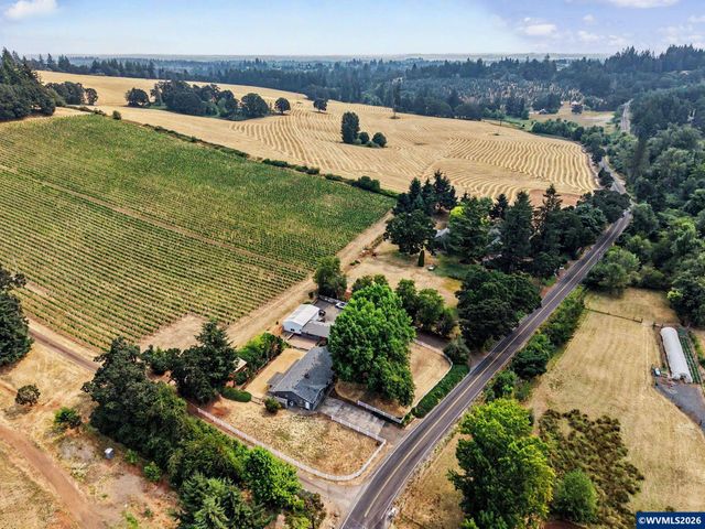 3371 Vitae Springs Rd S, Salem, OR 97306