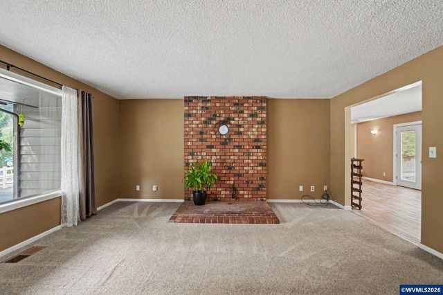 3371 Vitae Springs Rd S, Salem, OR 97306