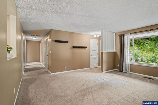 3371 Vitae Springs Rd S, Salem, OR 97306