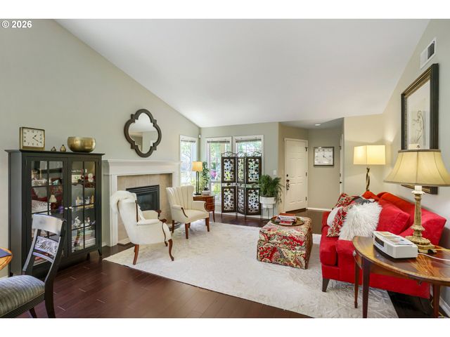 18378 Sw 134TH Ter, Tualatin, OR 97062
