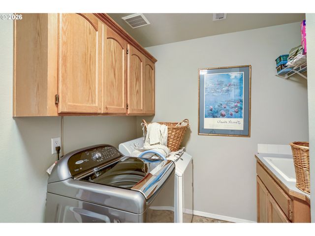 18378 Sw 134TH Ter, Tualatin, OR 97062