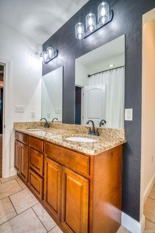 4910 Peachtree Ave, Jonesboro, AR 72405