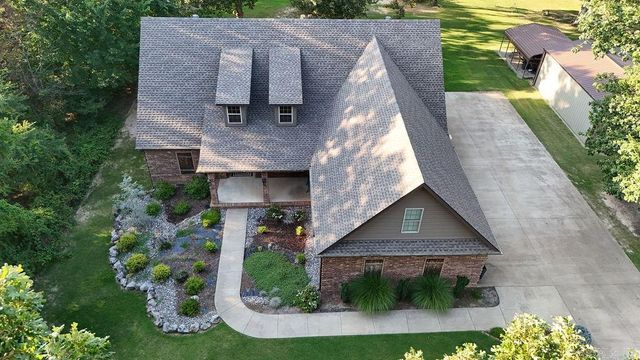 4910 Peachtree Ave, Jonesboro, AR 72405