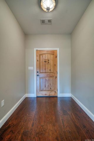 4910 Peachtree Ave, Jonesboro, AR 72405