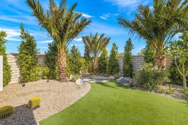 2 Iridium Way, Rancho Mirage, CA 92270