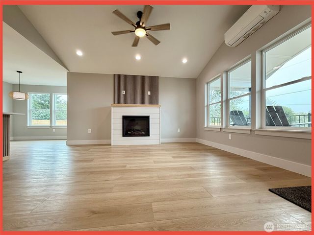 152 Calawah Street SW, Ocean Shores, WA 98569