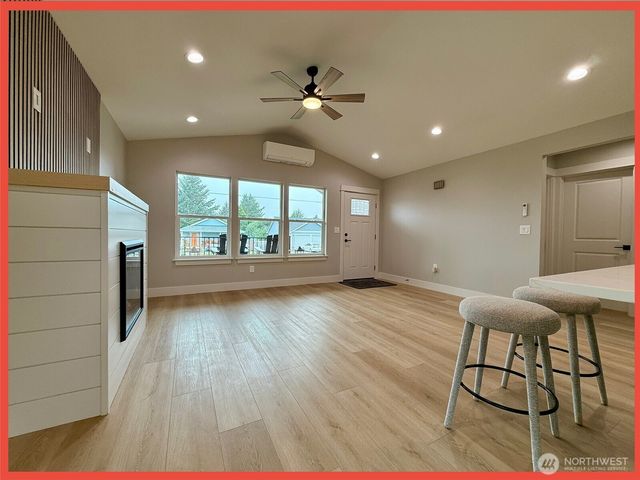 152 Calawah Street SW, Ocean Shores, WA 98569