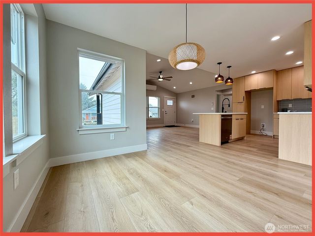 152 Calawah Street SW, Ocean Shores, WA 98569