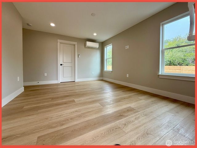 152 Calawah Street SW, Ocean Shores, WA 98569