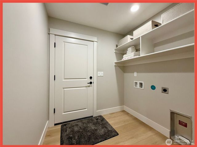 152 Calawah Street SW, Ocean Shores, WA 98569