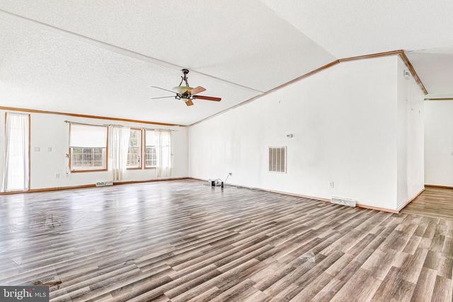 14 KNIGHTS DR, Heathsville, VA 22473