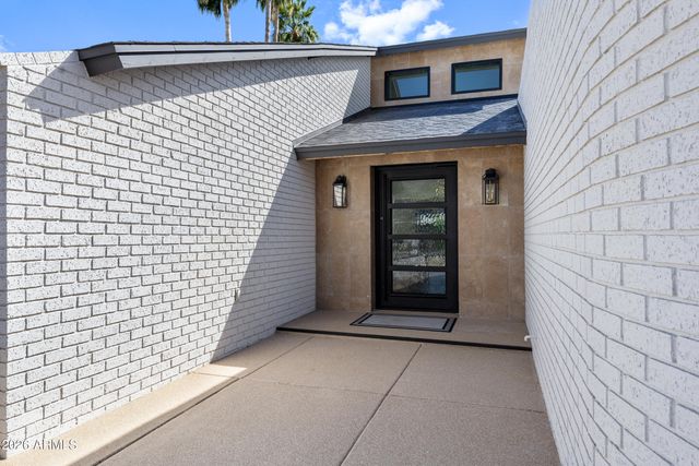 1821 E LYNWOOD Street, Mesa, AZ 85203