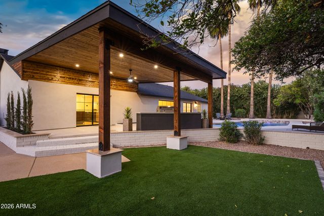 1821 E LYNWOOD Street, Mesa, AZ 85203