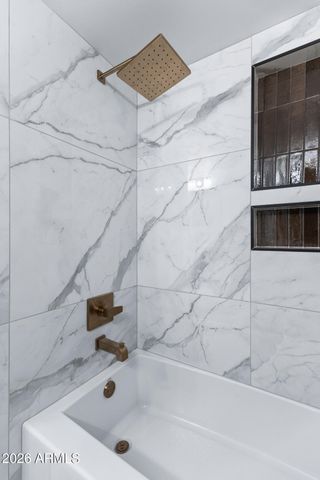 1821 E LYNWOOD Street, Mesa, AZ 85203