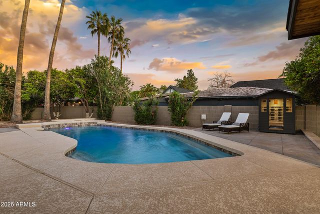 1821 E LYNWOOD Street, Mesa, AZ 85203