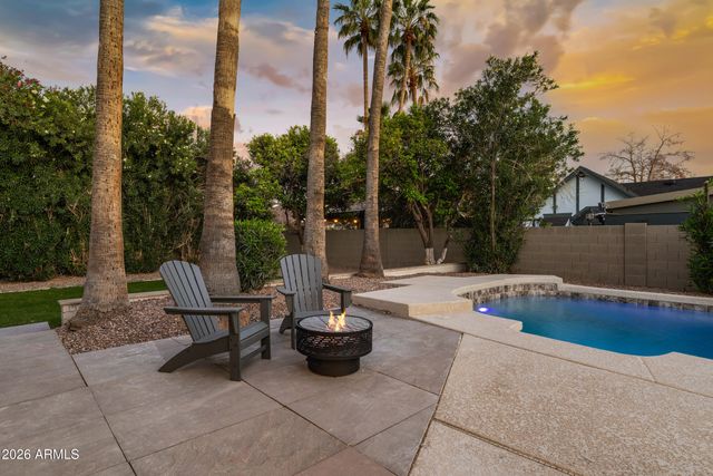 1821 E LYNWOOD Street, Mesa, AZ 85203