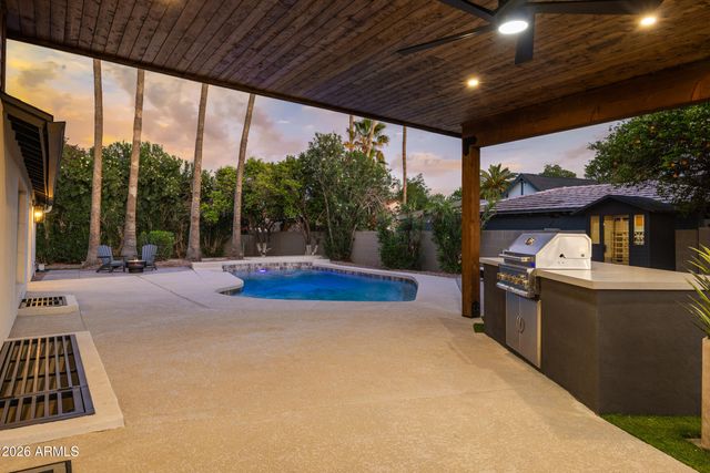 1821 E LYNWOOD Street, Mesa, AZ 85203