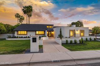 1821 E LYNWOOD Street, Mesa, AZ 85203