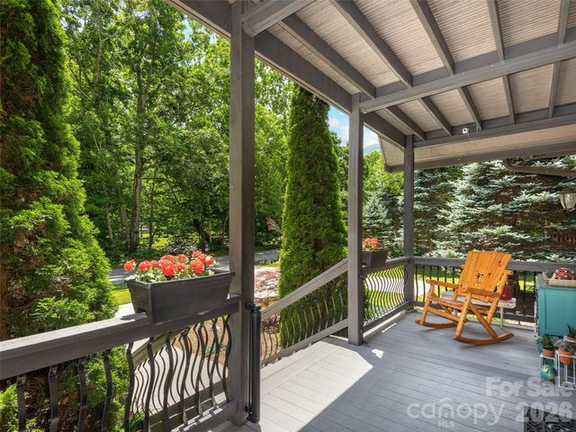 148 Campbell Creek Road, Maggie Valley, NC 28751