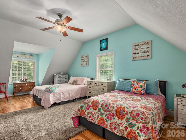 148 Campbell Creek Road, Maggie Valley, NC 28751