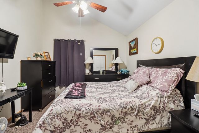 1132 10th Avenue NW, Altoona, IA 50009