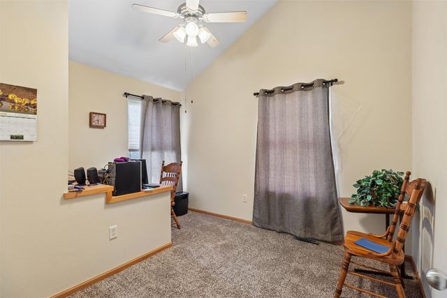 1132 10th Avenue NW, Altoona, IA 50009