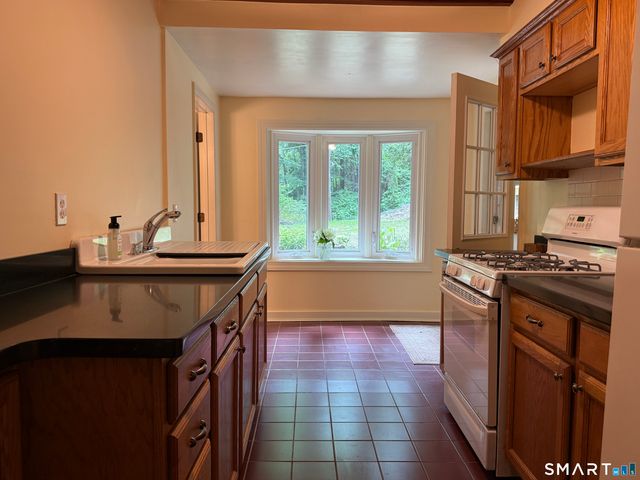 22 Luta Heights, Sharon, CT 06069